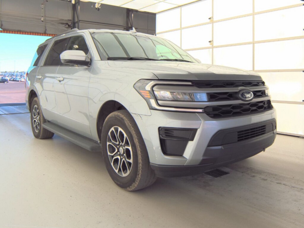 Used 2024 Ford Expedition XLT SUV