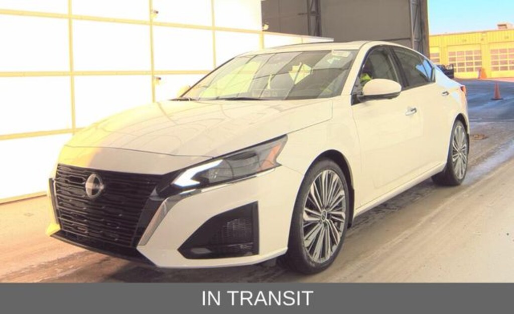 Used 2023 Nissan Altima 2.5 SL Sedan