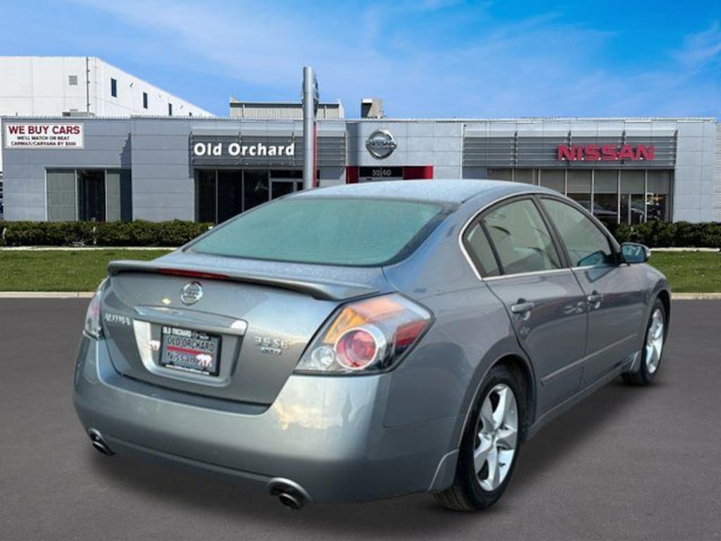 Used 2009 Nissan Altima 3.5 SE Sedan