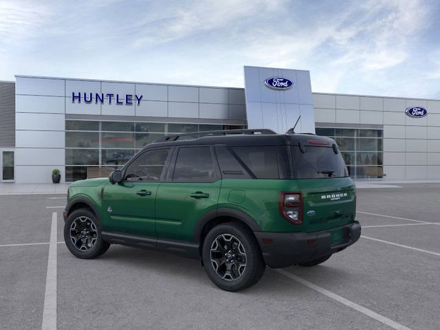 2025 Ford Bronco Sport Outer Banks photo 3