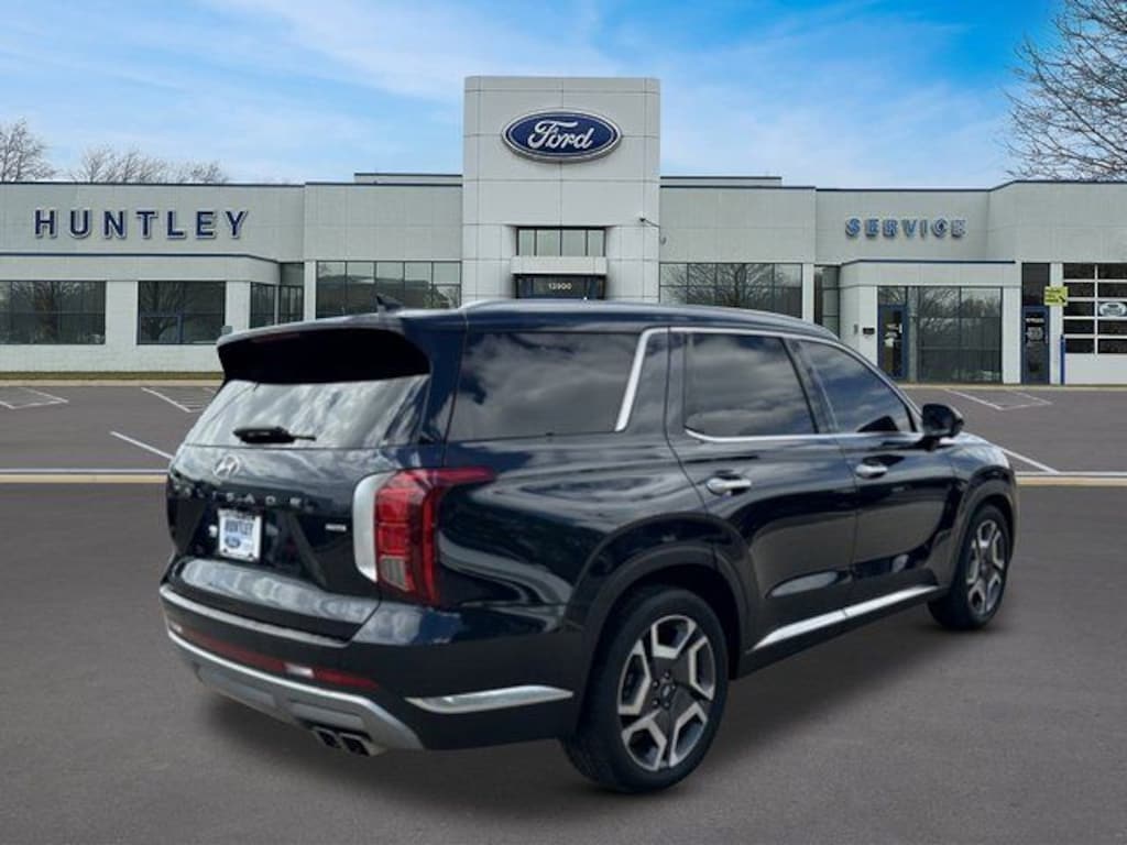 Used 2023 Hyundai Palisade Limited SUV
