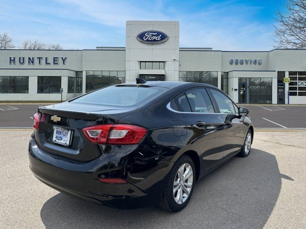 Used 2019 Chevrolet Cruze LT Sedan