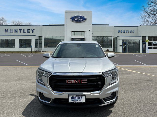 2022 Gmc Terrain SLE photo 2