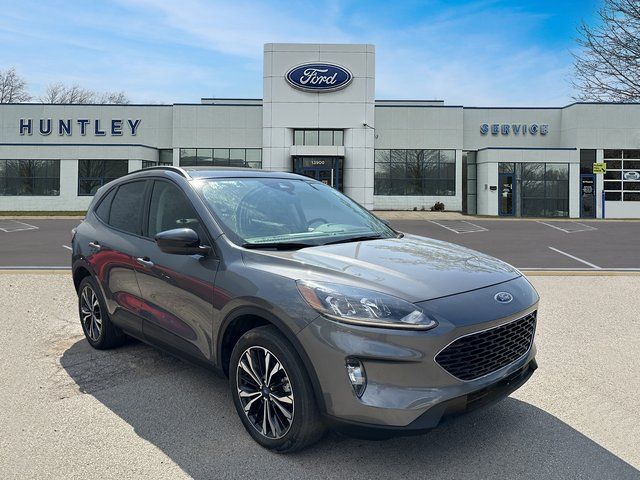 2022 Ford Escape SEL photo 2