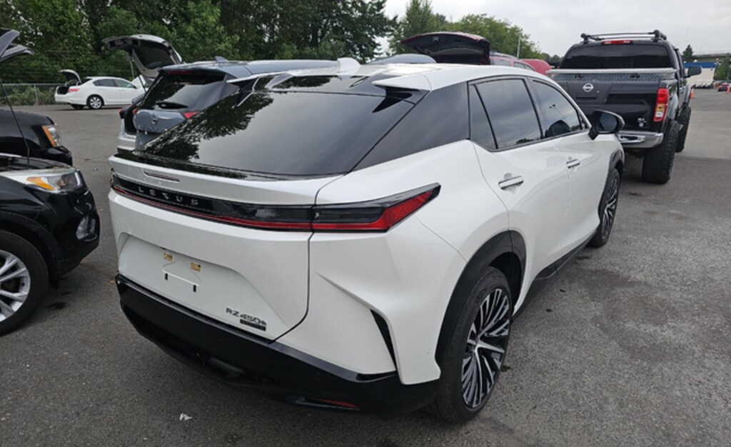 Used 2023 Lexus RZ 450e Luxury SUV