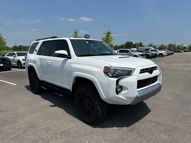 2022 Toyota 4Runner TRD Off-Road Premium photo 3