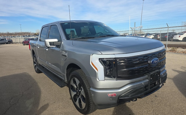 Used 2023 Ford F-150 Lightning Platinum with VIN 1FT6W1EVXPWG27606 for sale in Huntley, IL
