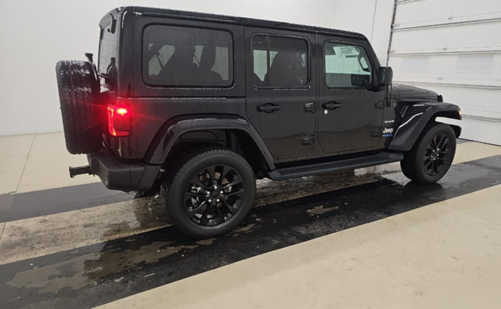Used 2021 Jeep Wrangler Unlimited Sahara 4xe SUV
