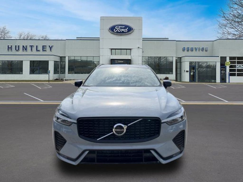 Used 2025 Volvo XC60 B5 Plus SUV