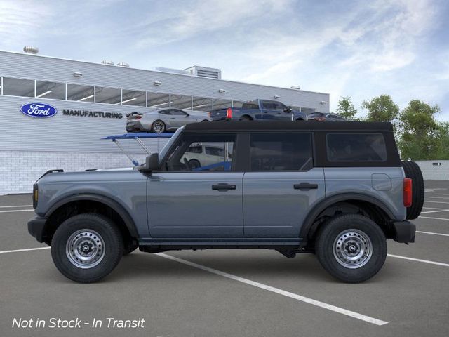 2025 Ford Bronco Base photo 3