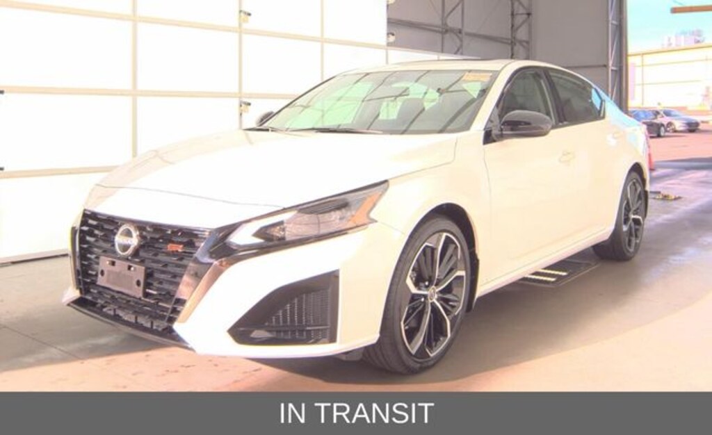 Used 2024 Nissan Altima 2.5 SR Sedan