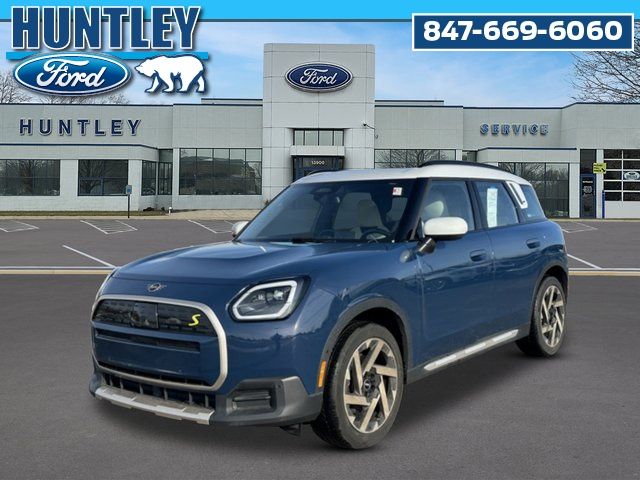 2025 MINI Countryman SE ALL4's photo