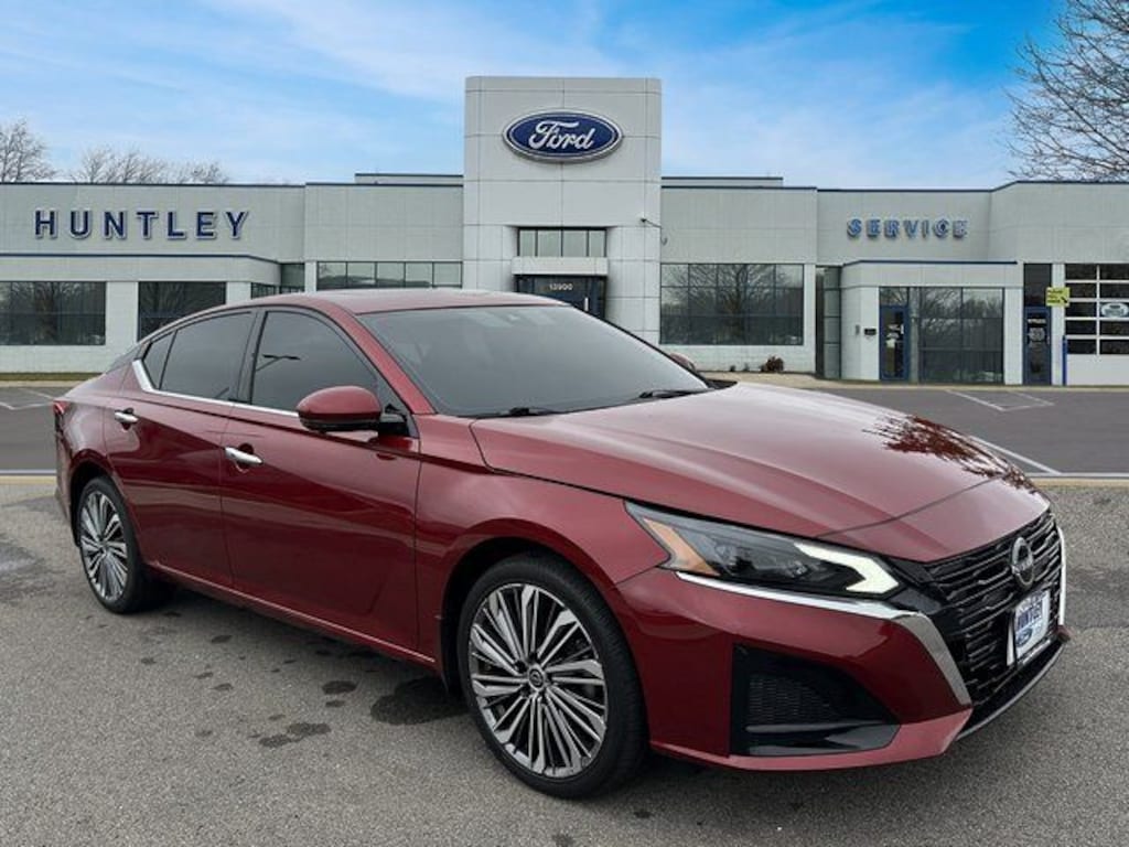 Used 2023 Nissan Altima 2.5 SL Sedan