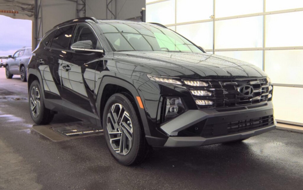 Used 2025 Hyundai Tucson Hybrid Limited SUV