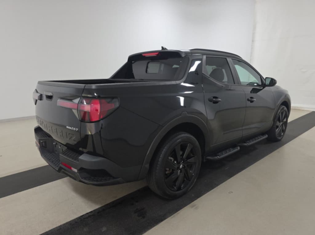 Used 2024 Hyundai Santa Cruz Night Truck