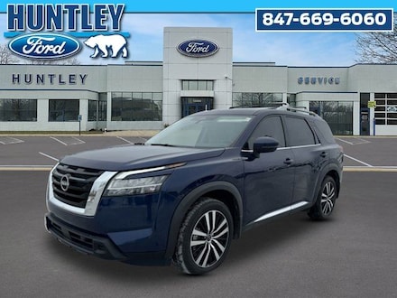 2024 Nissan Pathfinder Platinum SUV