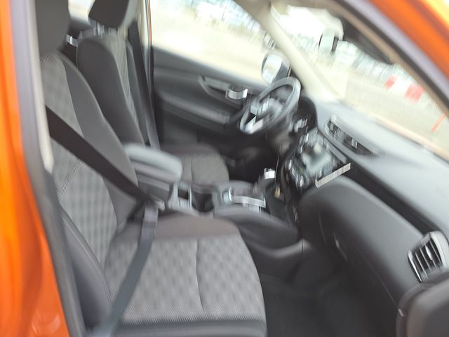 2022 Nissan Rogue Sport SV photo 3