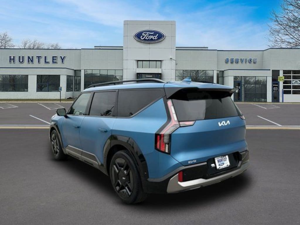 Used 2024 Kia EV9 GT-Line SUV