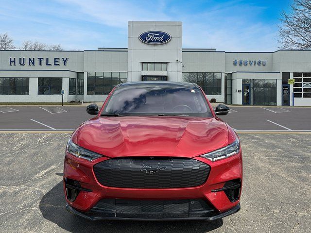 2022 Ford Mustang Mach-E GT photo 2