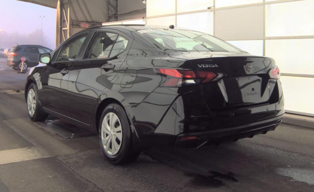 Used 2025 Nissan Versa 1.6 S Sedan