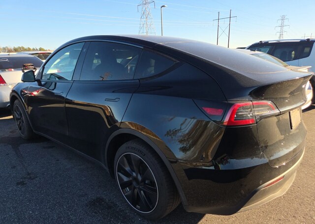 2021 Tesla Model Y Long Range photo 3
