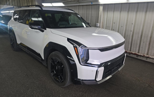 Used 2024 Kia EV9 GT-Line with VIN KNDAEFS59R6050780 for sale in Huntley, IL