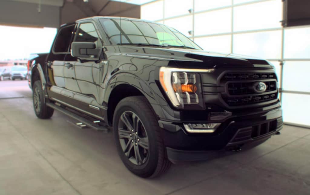 Used 2023 Ford F-150 XLT Truck