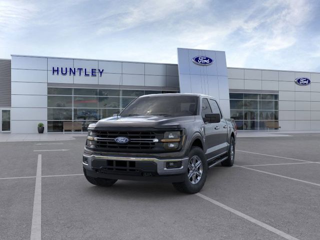2025 Ford F-150 XLT photo 2