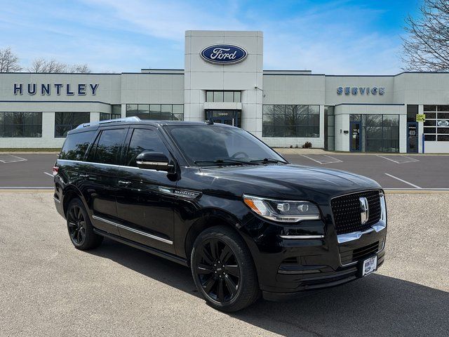 2022 Lincoln Navigator Reserve photo 3