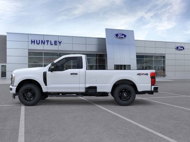 2025 Ford F-350 photo 3