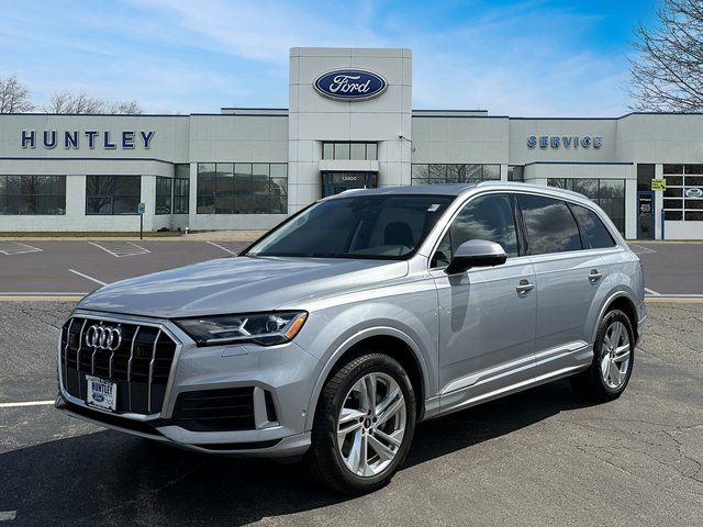 2022 Audi Q7 55 Premium Plus quattro Tiptronic's photo