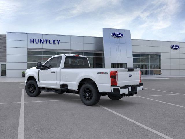 2025 Ford F-350 photo 4