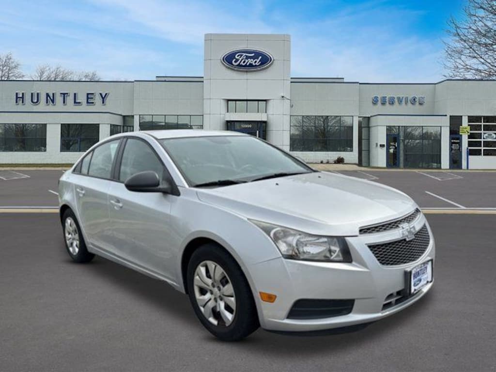Used 2014 Chevrolet Cruze LS Sedan