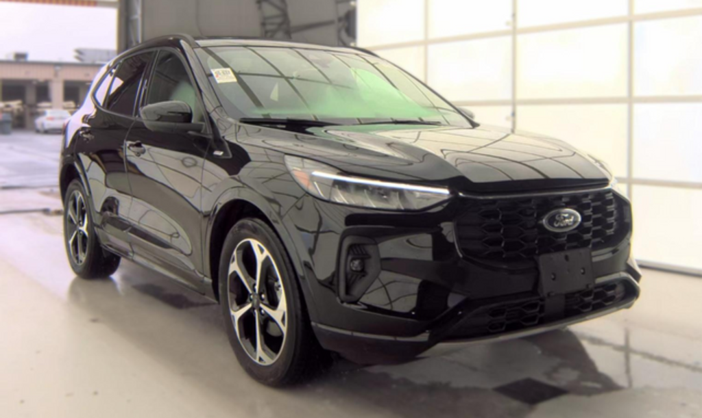 Used 2023 Ford Escape ST-Line Select SUV