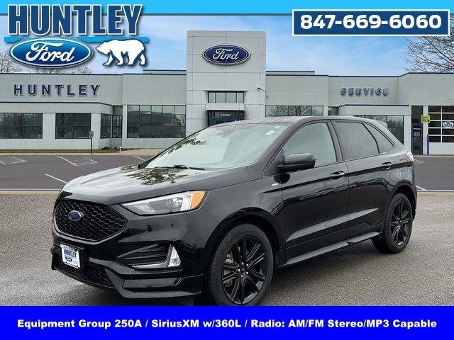 2022 Ford Edge ST-Line's photo