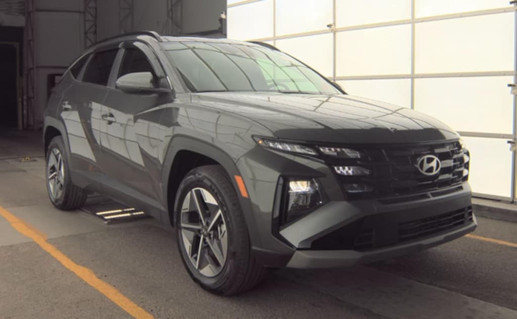 Used 2025 Hyundai Tucson Hybrid SEL Convenience SUV
