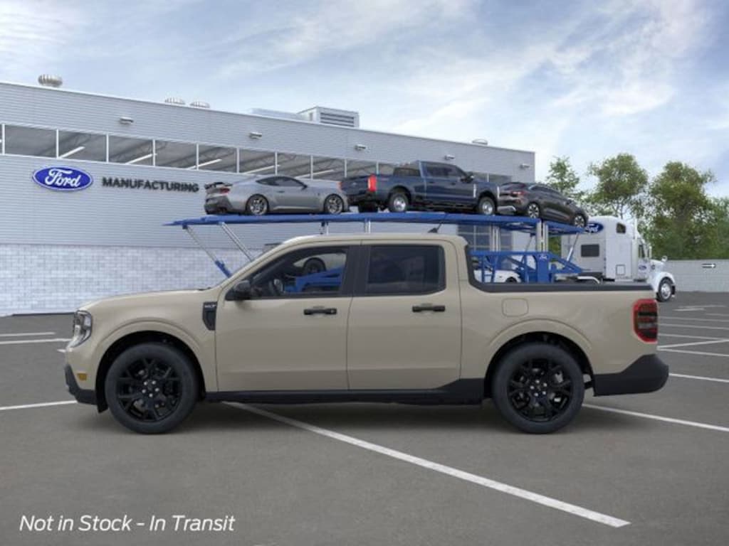 New 2025 Ford Maverick XLT Truck
