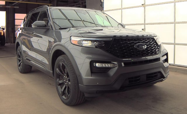 Used 2022 Ford Explorer ST with VIN 1FM5K8GC3NGA91046 for sale in Huntley, IL