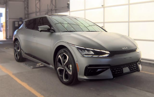 Used 2023 Kia EV6 GT-Line with VIN KNDC4DLC7P5122611 for sale in Huntley, IL