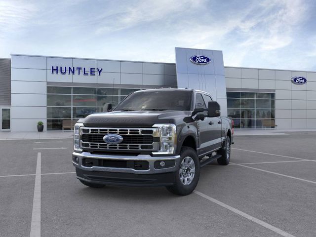 2024 Ford F-350 photo 2