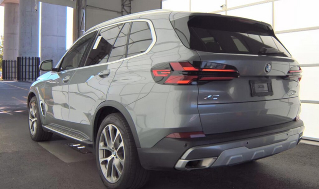 Used 2024 BMW X5 xDrive40i SUV