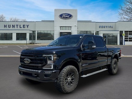 2021 Ford F-250SD Lariat Truck