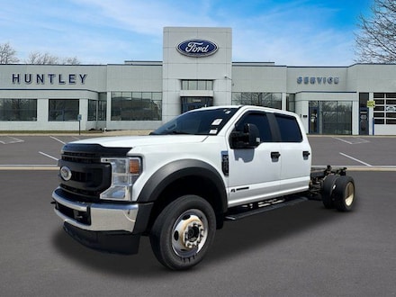 2022 Ford F-450SD XL Chassis