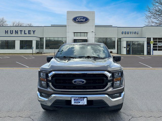 2023 Ford F-150 XLT photo 2