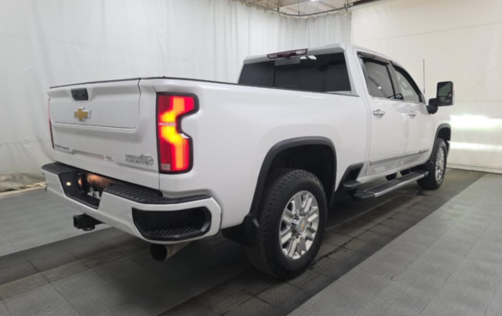 Used 2024 Chevrolet Silverado 2500HD High Country Truck