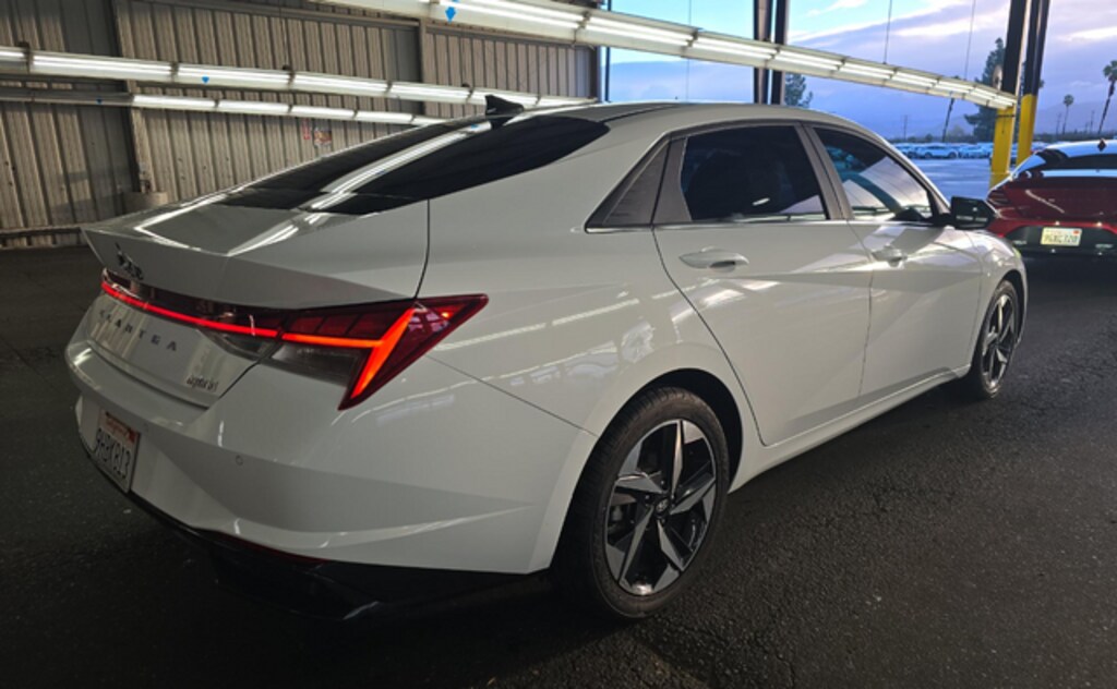 Used 2023 Hyundai Elantra Hybrid Limited Sedan