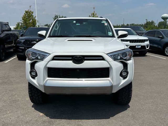 2022 Toyota 4Runner TRD Off-Road Premium photo 2