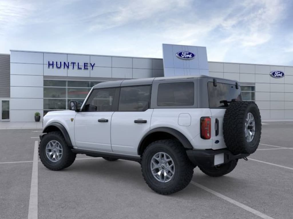 New 2025 Ford Bronco Badlands SUV