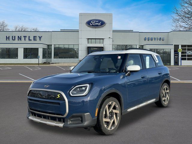 2025 MINI Countryman SE ALL4's photo