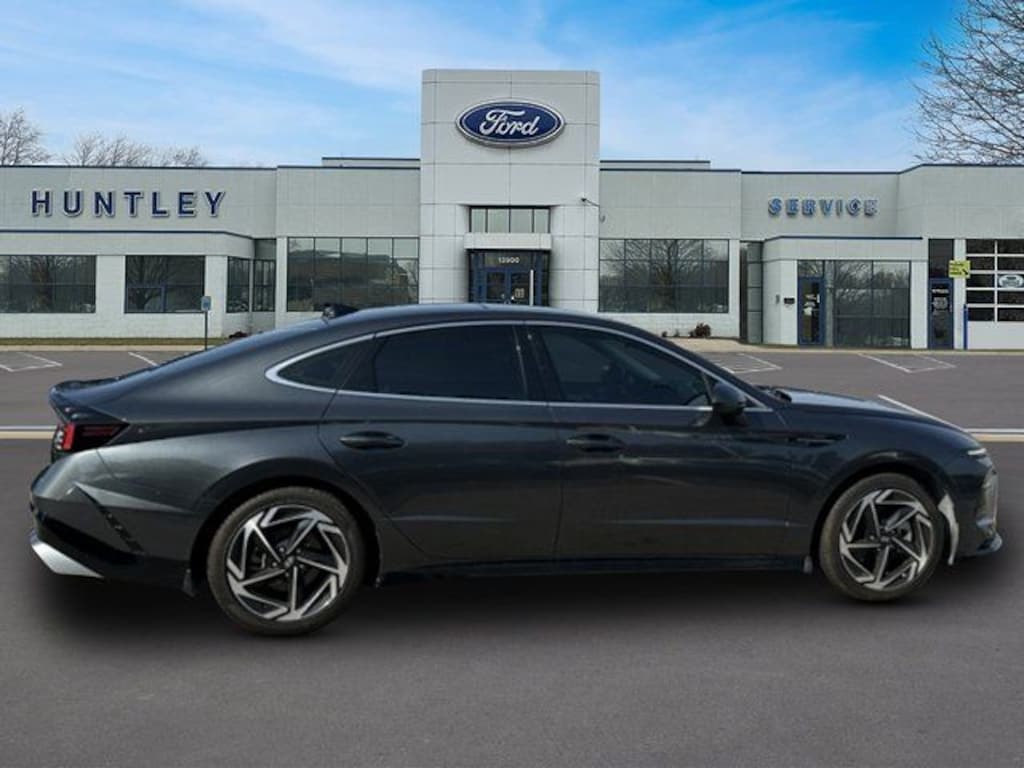 Used 2024 Hyundai Sonata SEL Sedan